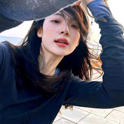 后台休息室实拍：综艺导演假唱穿帮，现场观众起哄